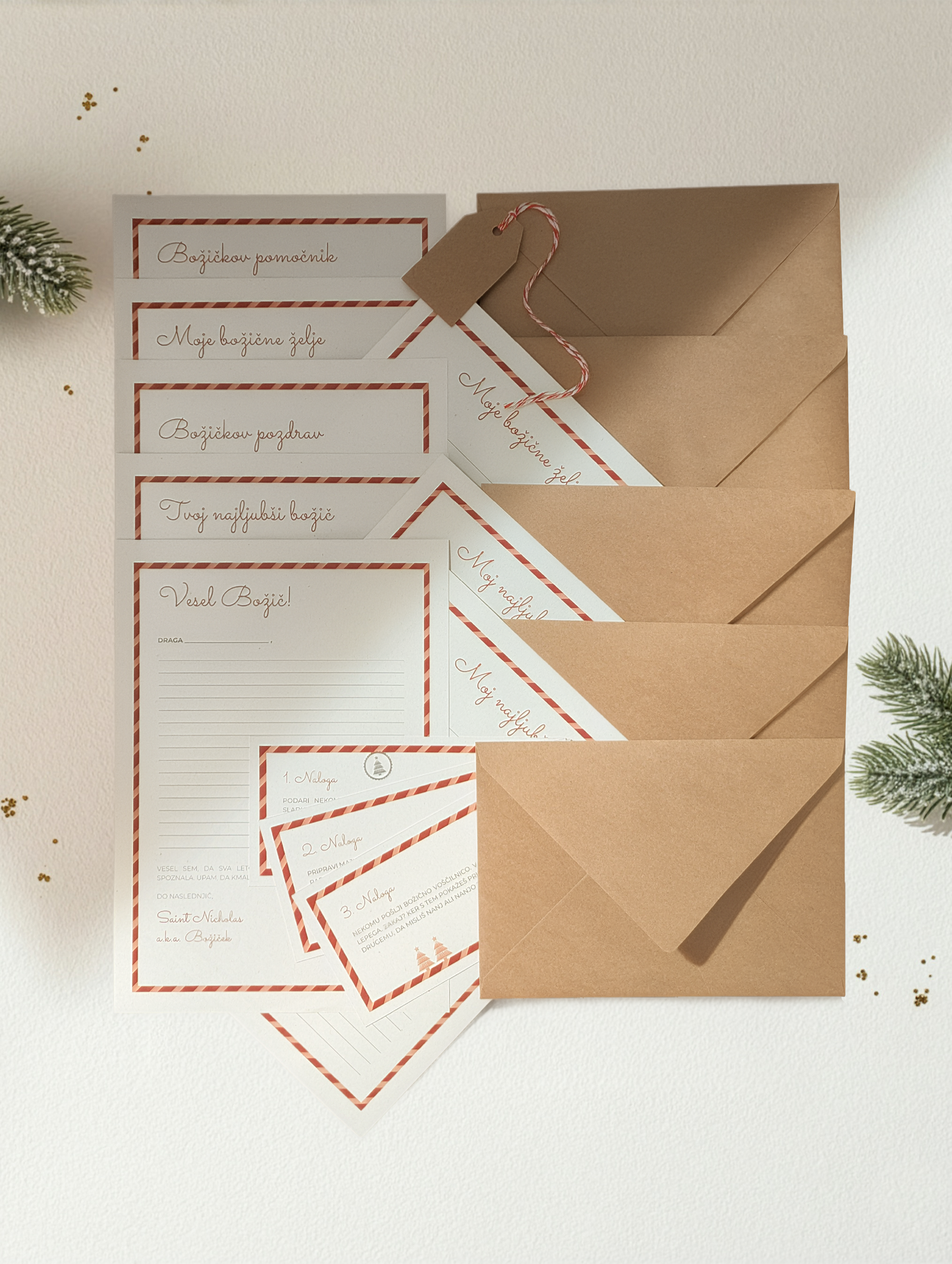 Celoten paket bozicni zarek za punce osnovnih pisem in kartic za želje ter rjave ovojnice. Vse je pripravljeno za samo-personalizacijo doma. Naročilo najlepših božičnih pisem.